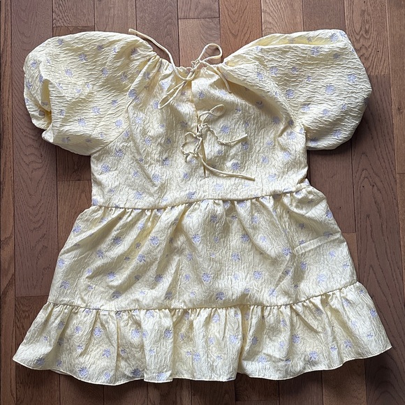 English Factory Light Yellow Blouse with Floral Design - Picture 3 of 3